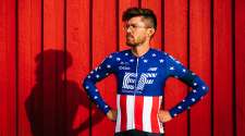 Alex Howes renews with EF Education First Pro Cycling