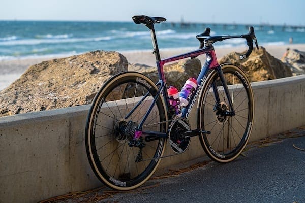 EF Education–NIPPO and Cannondale Bicycles extend to 2023