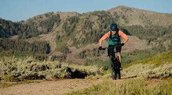 Plan your mountain bike New Zealand adventure with essential riding tips to enjoy the country's beautiful shared trails.
